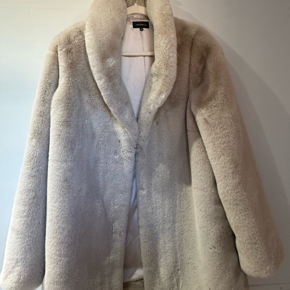 MAJORELLE Soft Beige Teddy Jacket - Picture 5 of 7